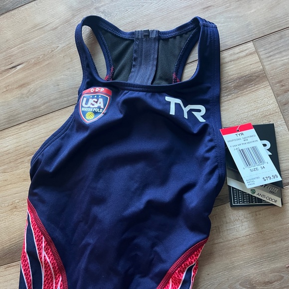 NT - TYR Women’s Team USA ODP Water Polo Suit - MSRP $80. Just tried on. - Picture 3 of 5
